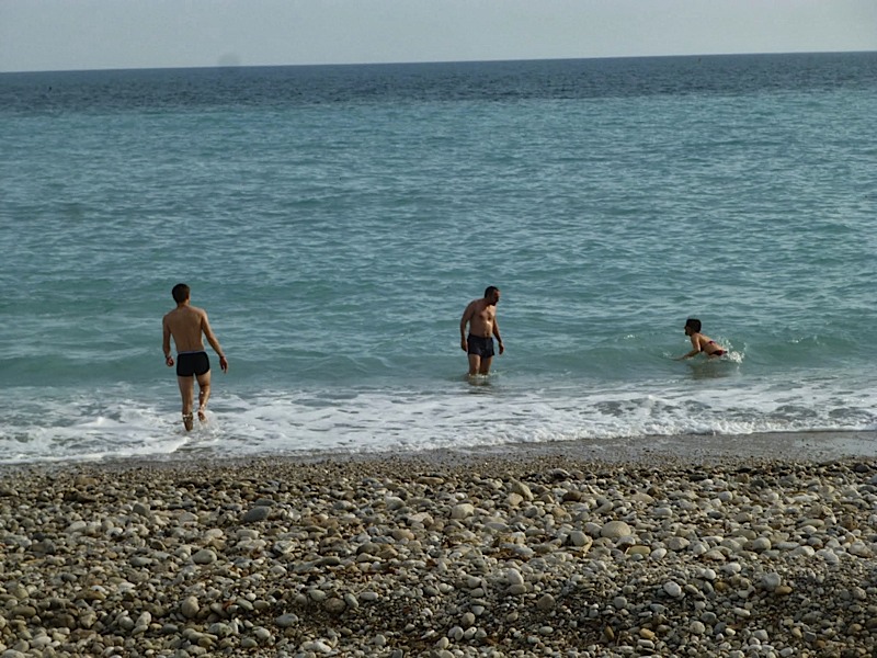 Meditenanee2014127